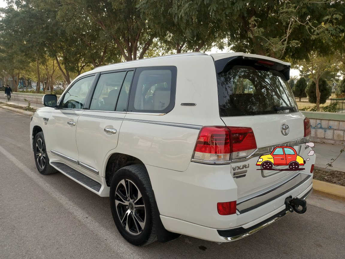 بۆفرۆشتن. 🇶🇦🇶🇦🇯🇵 للبیع

لاندکرۆزەر 2011  V8 VXR
کامل کراوە بە 2021 
سەیارەکە. ٨ بستۆن مەکینە لیگزز
فوول مواسەفات 

سەلاجە تەبرید مرکزی سلاید 
سەیارەکە تازە و جوان ماوەتەوە یەک دینار مەسرەفی نیە 

گێڕ مەکینە ئەکسل دەبڵ ئەکسل بە شەرت 
بێبتەقەو رەقە تایەی تازە

 سەیارەکە. بۆ جوانی. عام بۆیاخکراوە 
سەیارەکە زۆر جوان ماوەتەوە 
چوار تایەی لۆک لە ژێرایە

سعر /في التعليق يتم الرد فورا على المسنجر ✍🏻

نرخ/ لە کۆمێنت بنوسە یەکسەر وەڵام دەدەیتەوە 📮

ژمارەی خاوەن سەیارە : ***********☎️
