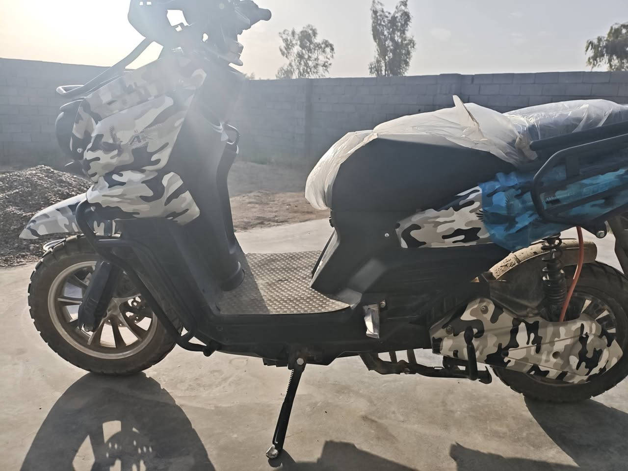 السلام عليكم دراجة اباتشي 6 بطاريات استخدام شهرين مدرع فول مواصفات سرعة 90 حقيقي 4 كير امامي و خلفي دراجة مفولة ب 1250 وبيهة مجال 0781576698 مكاني فلوجة


**إذا كنت صاحب هذا الإعلان وتريد حذفه لأي سبب، رجاءا أرسل رسالة إلى الدعم الفني**