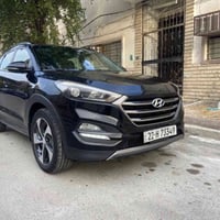 عندي توسان 2017 خليجي السيارة كفاله من الضربه عدا جاملغ صبغ بدون دواخل...