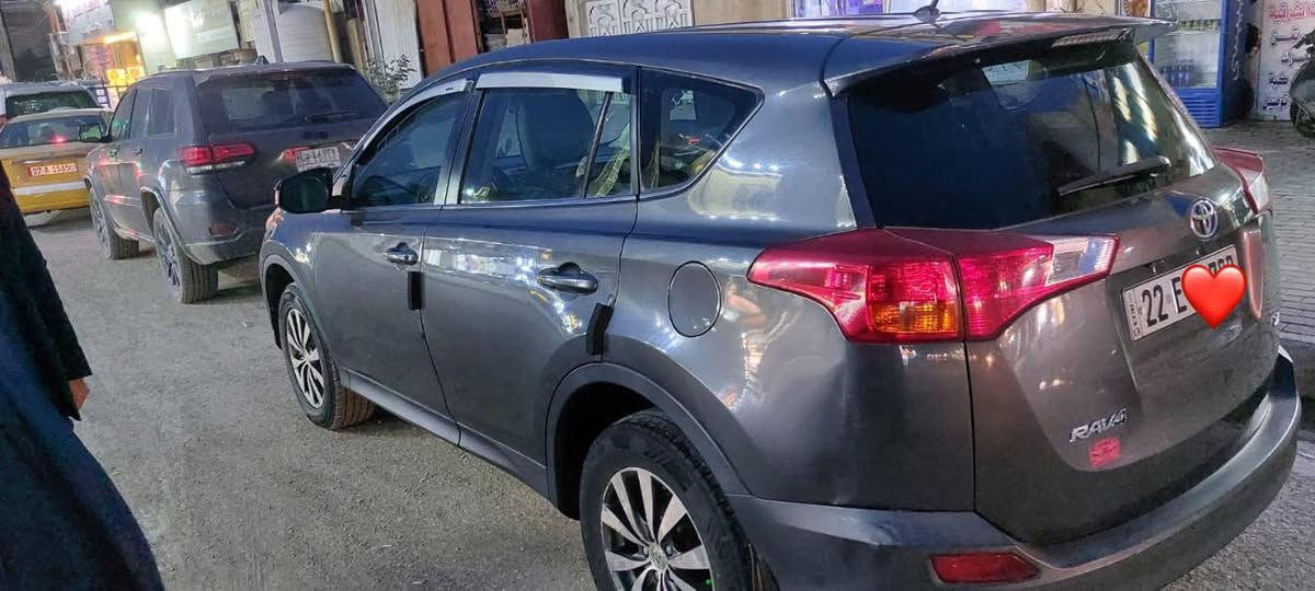 تويوتا RAV 4 le
موديل 2015
وارد امريكي كلين مكفوله من الصبغ والضرر
مكينة 2.5
مواصفات le
كامرة 
تحكمات ستيرن 
كروس سرعة 
تبريد شغال 
مناقصهة شي السيارة 
رقم اربيل بسمي تحويل مباشر 
بيع او مراوس 
مكاني كوت 
رقم الهاتف ***********
