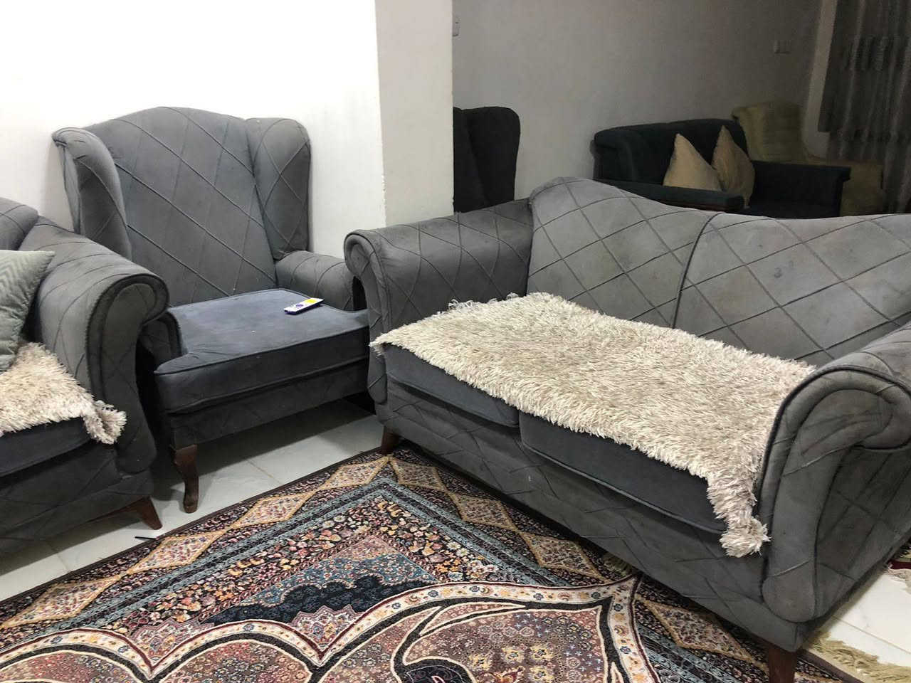 غراض بيت للبيع كل حاجة وسعرها للاستفسار الاتصال على الرقم ***********
