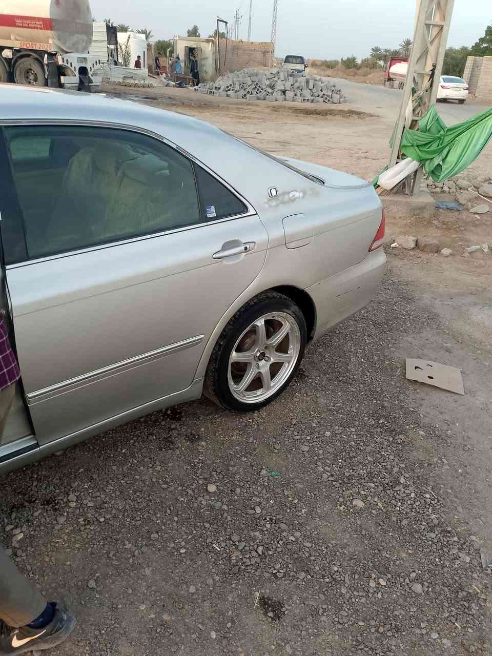 سلام عليكم شاهينه كصتين
دكمتين 
دواخل بيجي 
كشنات كهربائيّة 
بصمه 
موديل 2004
شاصي 80
تبريد تدفئه 
مرايه شفط 
اشاير ترحيب 
ويل رياضي حجم 17

متومه أرقام وسنويه نكليزي جاهزه سياره 
مكان الناصريه 
سعر 32وبيه مجال 
***********
