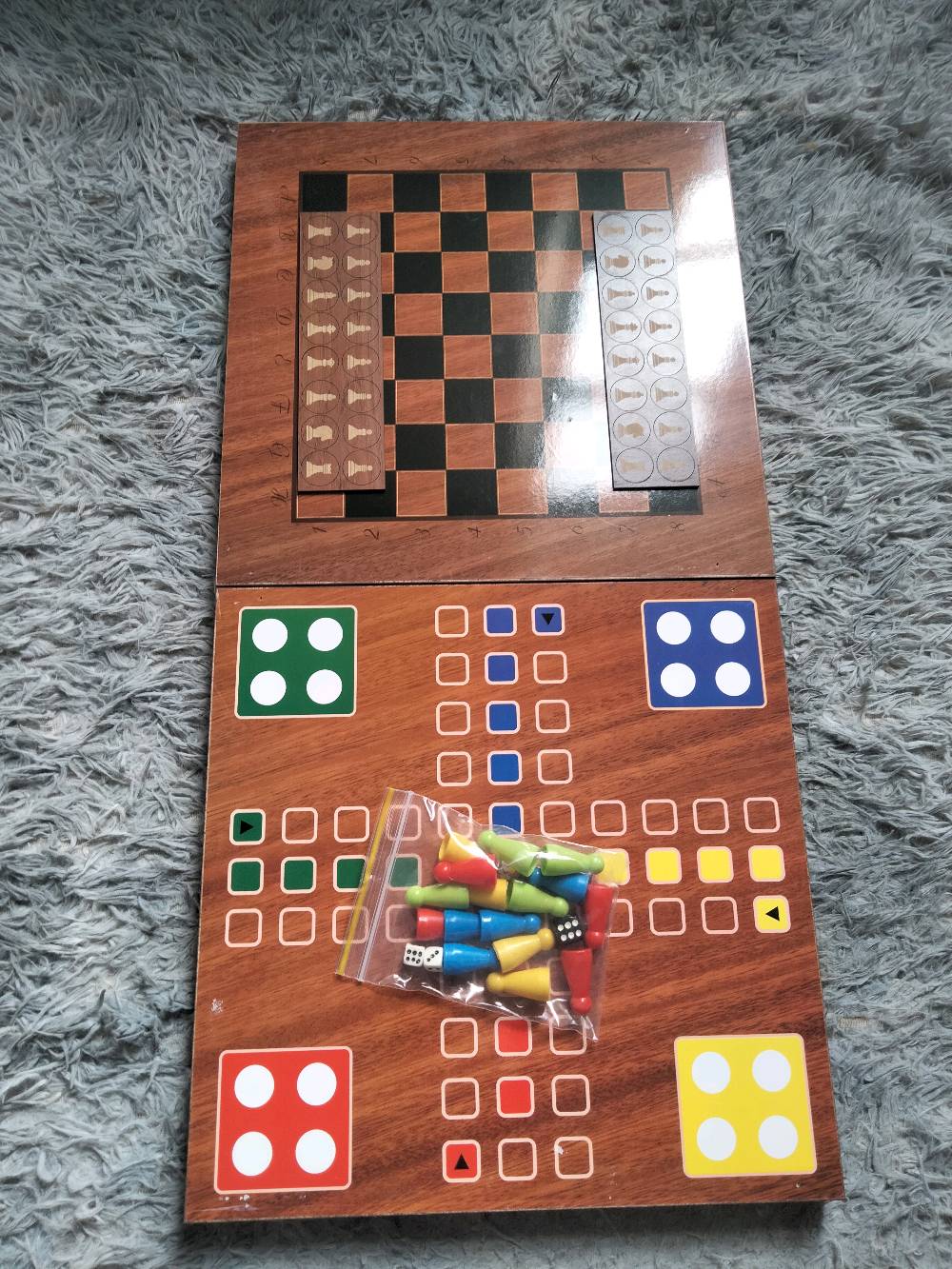 شطرنج خشبي 6 في 1 
هواي بي لعبات 