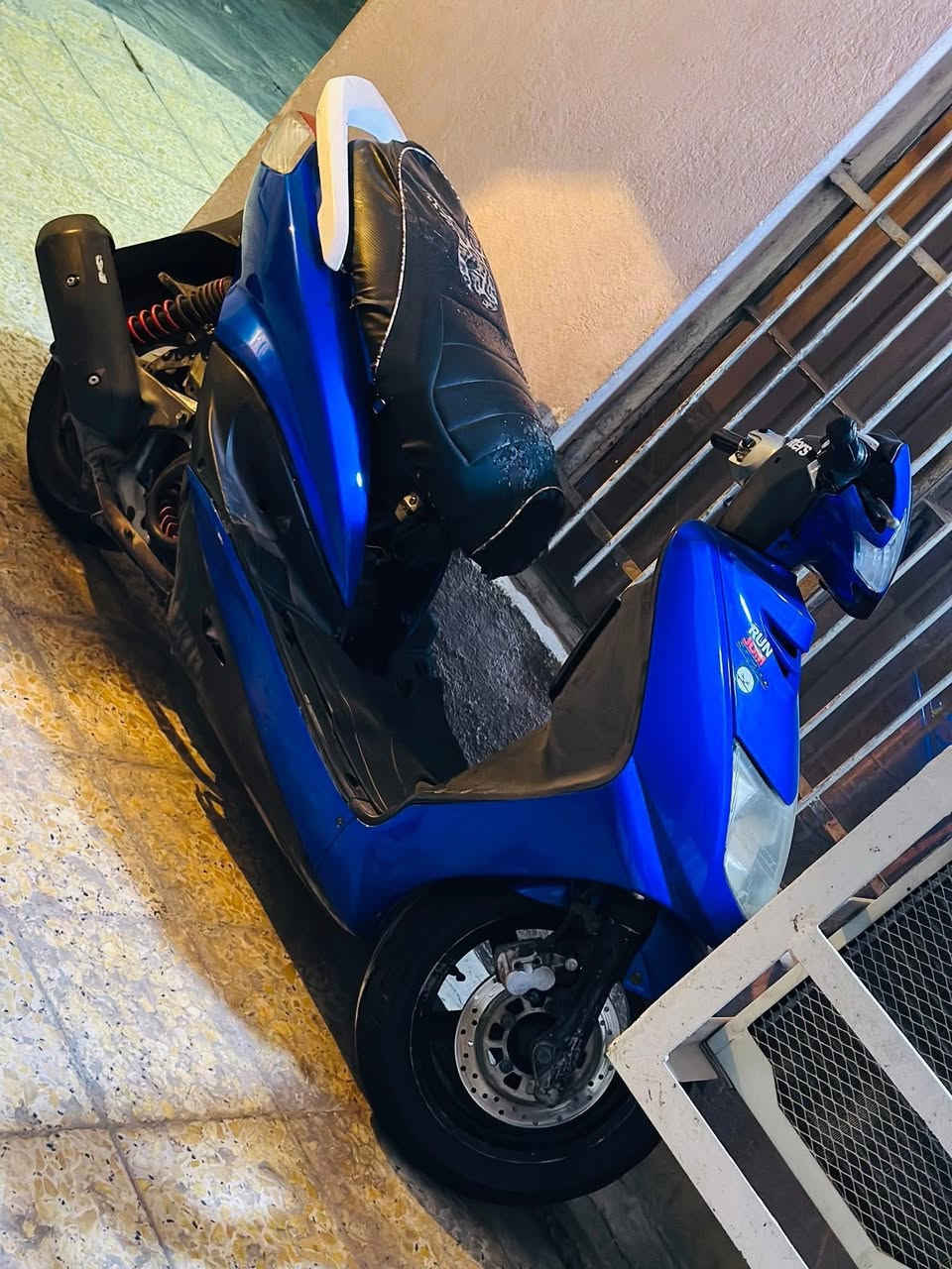 السلام عليكم دراجة سكنس نثية 140 دراجة نظيفة مكفولة الدراجة مكينة مامفتوحة كفرات نظيفة بيها تلحيظات بسيطة كلشش سعر 600وبيها مجال


**إذا كنت صاحب هذا الإعلان وتريد حذفه لأي سبب، رجاءا أرسل رسالة إلى الدعم الفني**