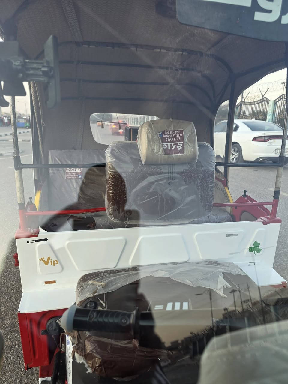 تكتك موديل 2022 شهر 10
جاهزه للاخير
مكينه كفاله 
كشره كلشي موضح بالصور
السعر 10.500 وبيه مجال حك الجيه 
***********
