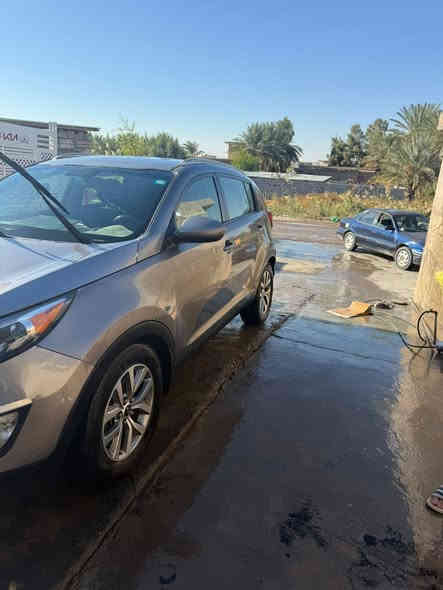 بغداد 
كيا سبورتج. 2016 وارد أمريكي محرك 2400 جي دي اي. رقم بغداد حادث جاملغين خلفيات مواصل الحوض كير محرك تبريد خير من الله. السعر 125 ورقه وبيهه مجال بسيط 
للتواصل ***********
