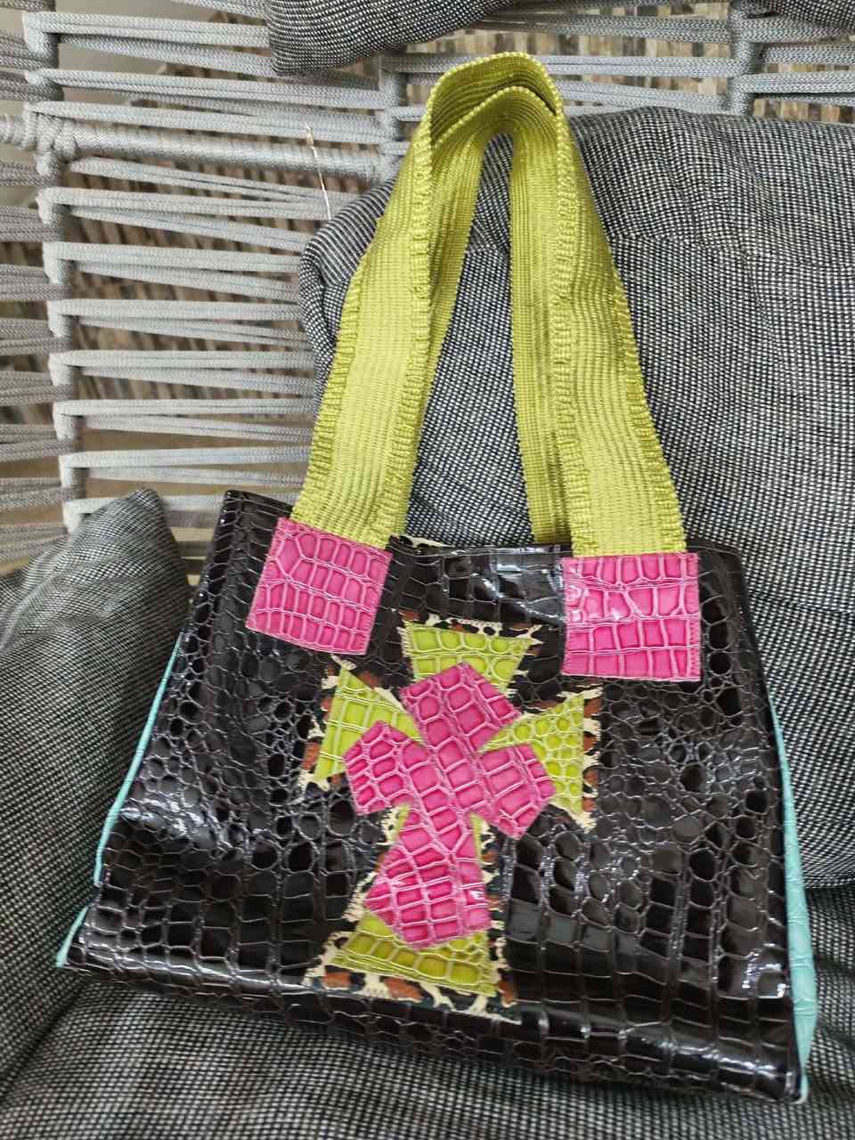 السلام عليكم الموقع الموصل والتواصل خاص والاسعار جدا جدا مناسبه


**إذا كنت صاحب هذا الإعلان وتريد حذفه لأي سبب، رجاءا أرسل رسالة إلى الدعم الفني**