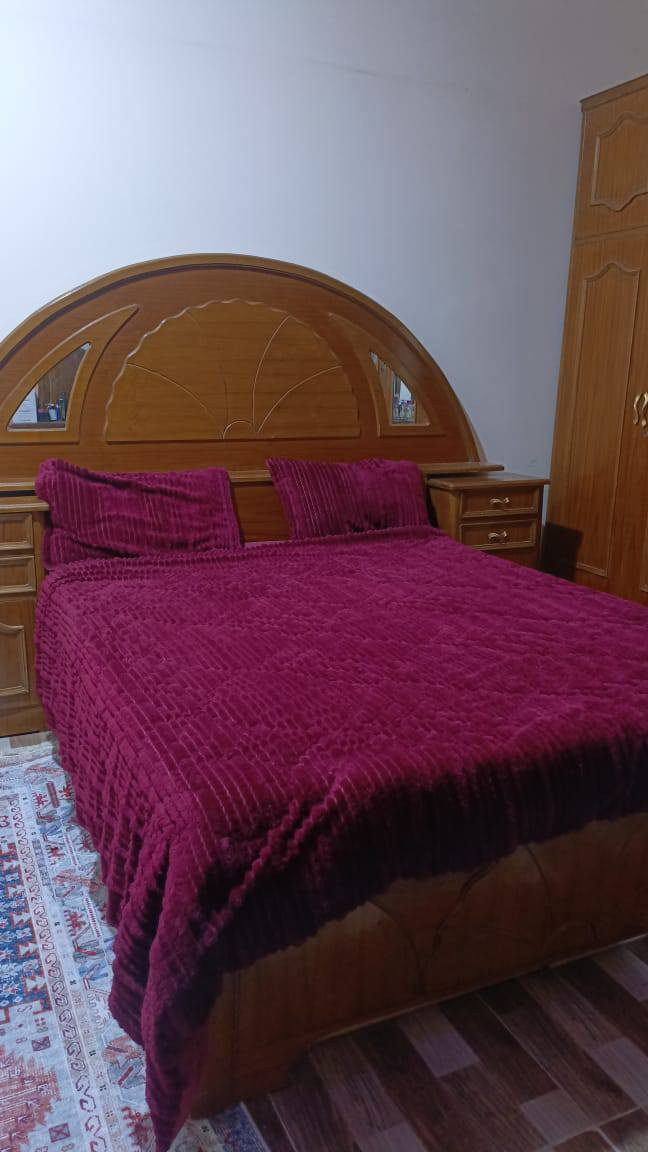 غرفة اخشاب صاج عراقيه مع جميع الملحقات السعر ٩٠٠ الف
***********
