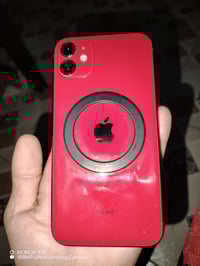 للبيع ايفون 11 زاكرة 64 كلشي موضح بالصور التواجد بغداد الزعفرانية للتو...