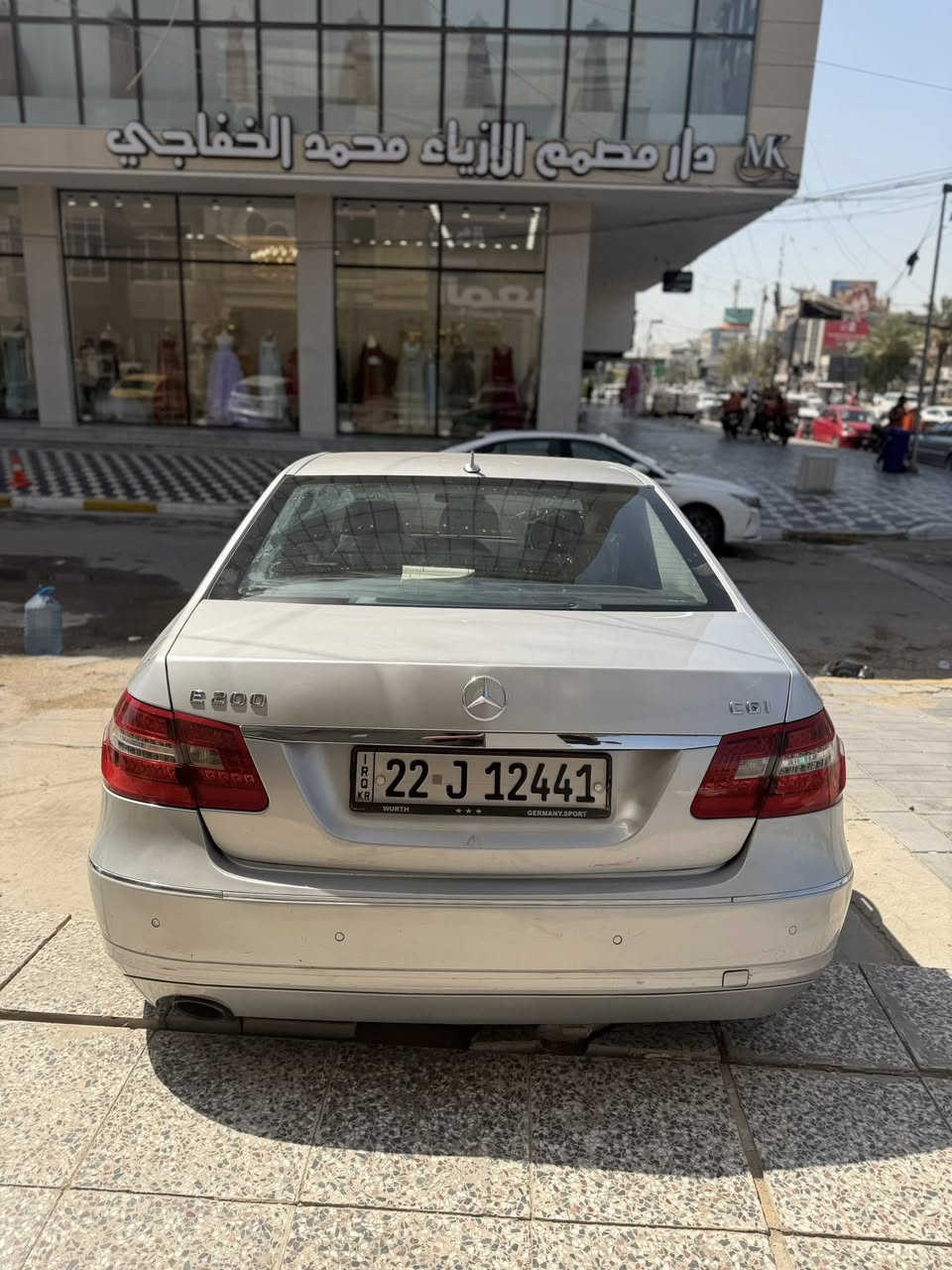 للبيع مارسيدس ٢٠١٠ //E200 ٤ سلندر
فول السياره للاخير رقم اربيل بيه صفحه صبغ بيع بسعر مناسب 

***********

