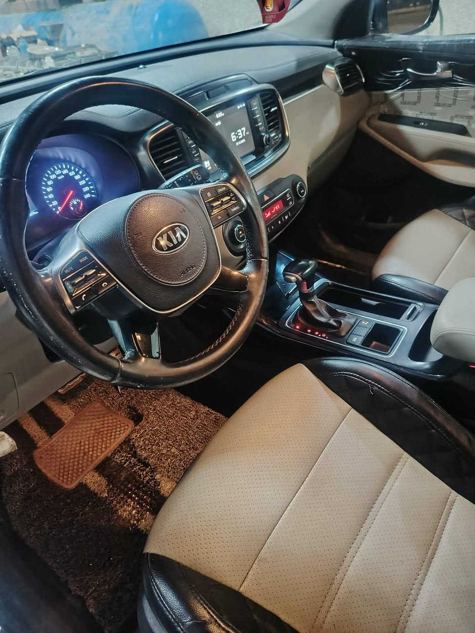 سلام عليكم 
سورنتو 
موديل 2020
فول مواصفات 
خليجي 
رقم بابل 
ماشيه 125الف
بصمه 
جنطه كهرباء 
3قطع تبريد 
بيها بارد موضح بل السونار مرفق 
وحالوب خفيف
السعر 240$
مكلف بل النشر 
‏‪***********‬‏
