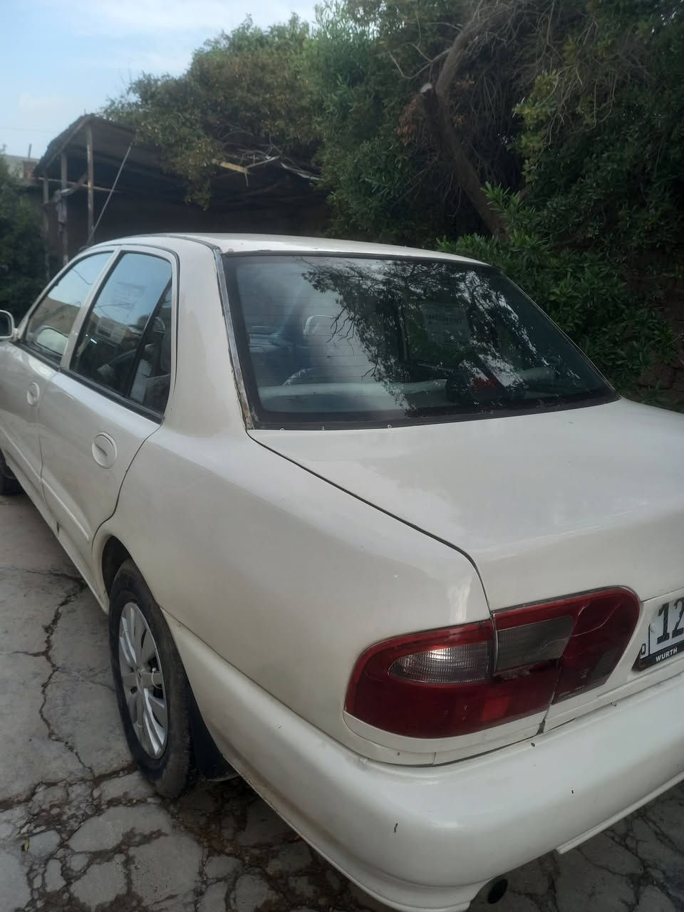 بروتون جاهزة من كل النواحي رقم انكليزي باسمي تحويل ثاني يوم هزة جديدة السعر ٤٢ 
للاتصال *********** 
المكان اسديرة
