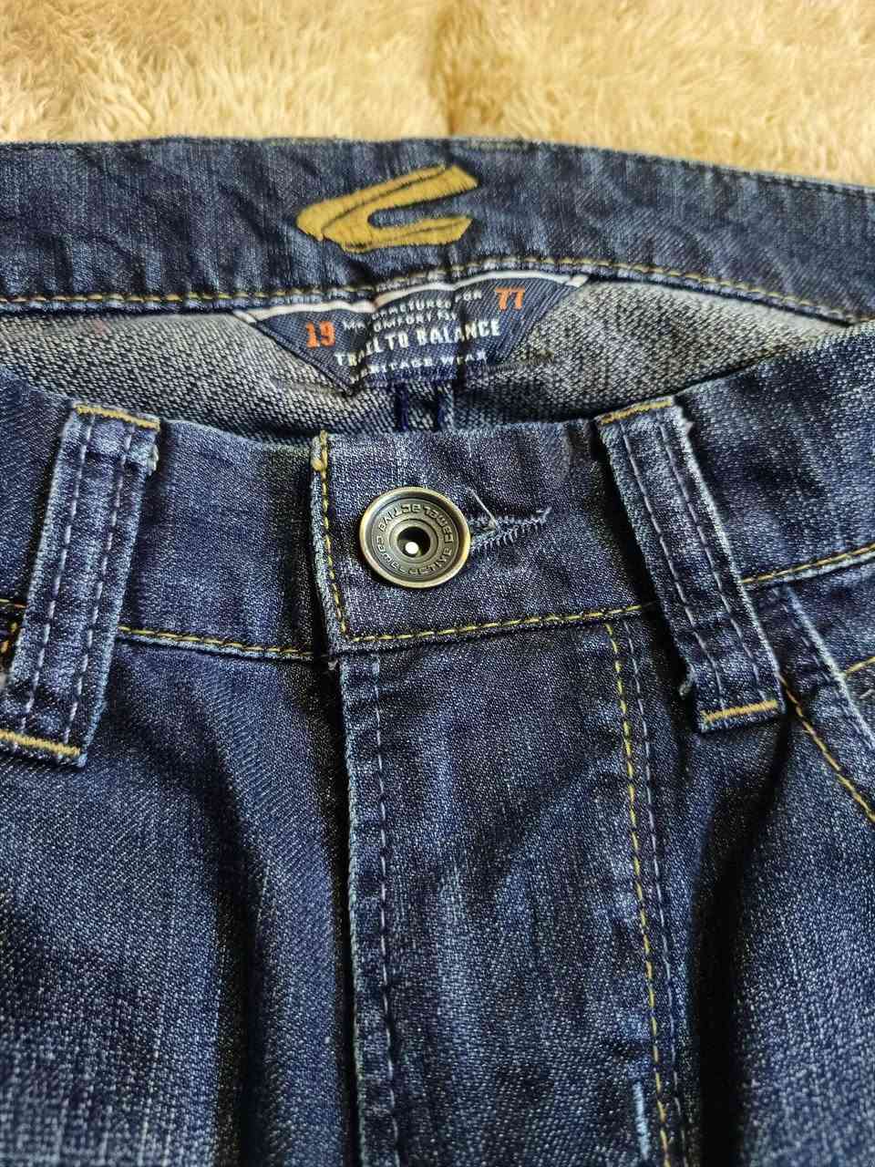 جينز الماني ماركة camel active
اصلي قطعة تحفة قطن ١٠٠٪
نظافة ١٠٠٪ قياس الكمر ٣١ الطول ٣٤
للحجز مراسلة الصفحة


**إذا كنت صاحب هذا الإعلان وتريد حذفه لأي سبب، رجاءا أرسل رسالة إلى الدعم الفني**