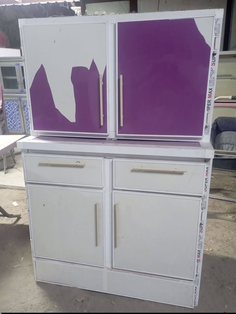 انواع الغراض المنزلية نجف حي الحسين خلف مطعم العزاءم مقابل هيئة الحج والعمره القديمه واتساب ***********
