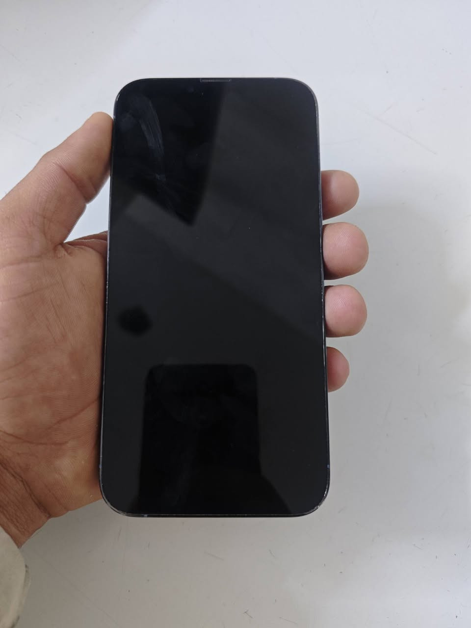 سلام عليكم 13 pro max 256 بطارية 92
جهاز نظيف لا مصلح ولا مفتوح كارتونه موجودة ويا فقط كامرة رقم 3 وگع الجهاز وبيها رجفة بسيطة مرات تروح ومرات تجي فقط هاي 
غيرها مكفول من كلشي مكاني بغداد اتصل او خاص وتدلل ***********
