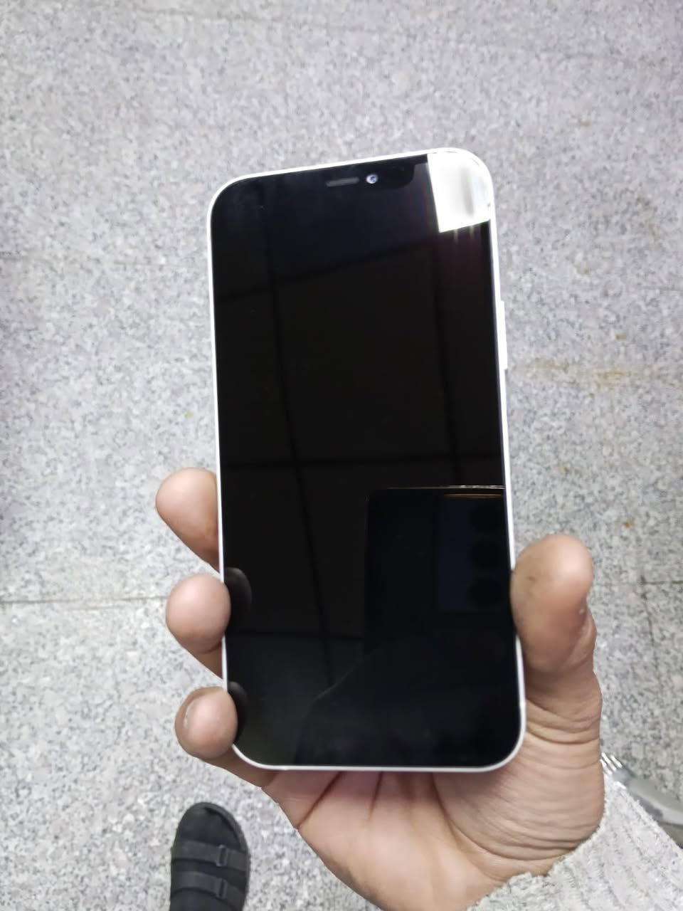 آيفون 12 كامرتين
ذاكره 128 … 

مبدل بطاريه اصليه من ابل وشاشه هم شرط سلاسه 120هيرتز 

كله لوك الجهاز بدون أي عيب فقط فيس إيدي واكف 

الجهاز حيل نضيف بدون أي عيب وضمان

الجهاز كامرات سماعات سيم كارت 

السعر 190 ألف وبيها مجال بشراي 

العنوان كركوك طريق بغداد 

***********
