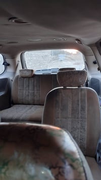 السلام عليك كية كرنفال 2006كاز أجرة محرك وكير ع شرط والباقي مثل بالصور...