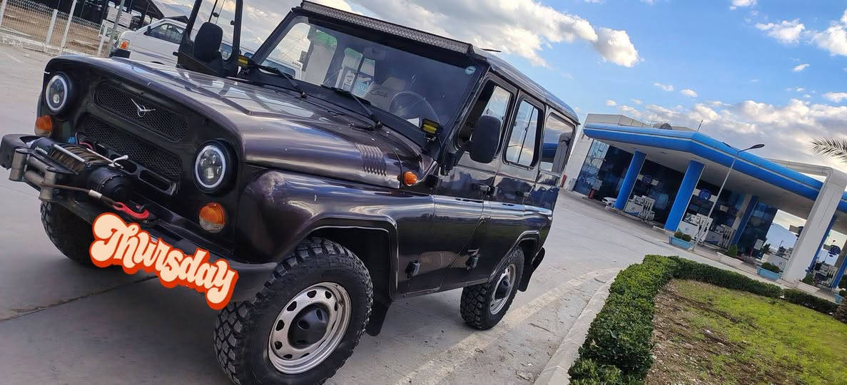 سەرتا سلاو رێز (jeep Waz) 2017 سەیارەکە
٤ تایەی سفر 
لەسەر دەقی شەریکە بێ بۆیاخ 
گێڕو مەیکینە بەشەرت 
کوشن بیلاد جڵد 
چاڵ شوخت لێدراو هیچی نیە ماندو نەکراوە ماشااللە
 رەقەم سلیمانی  
سحر 95 $ محامالە 
شوێن چواقورنە 
مکان جواقرنە رانیە


**إذا كنت صاحب هذا الإعلان وتريد حذفه لأي سبب، رجاءا أرسل رسالة إلى الدعم الفني**