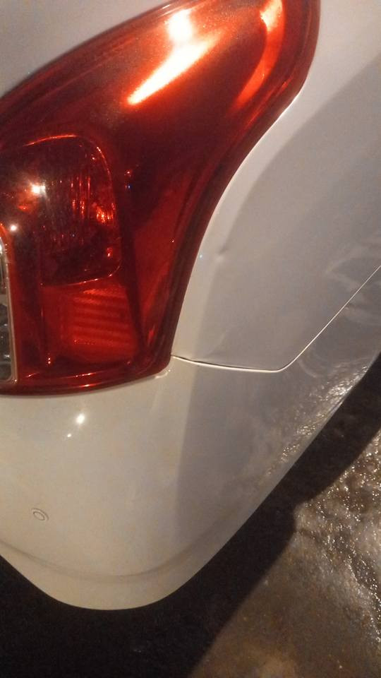 السلام وعليكم 
نيسان صني هندي مديل 2024
ماشيه 43 بيه بارد بل جاملق الامامي مشر عليه وبيه طخه جوه البك لايت واضحه بصوره 
باتري جديد وتايرات تخم جديد 
السعر  123 قفل
السنويه ل 2029
***********
اتصل على رقم البصرة, العراق
