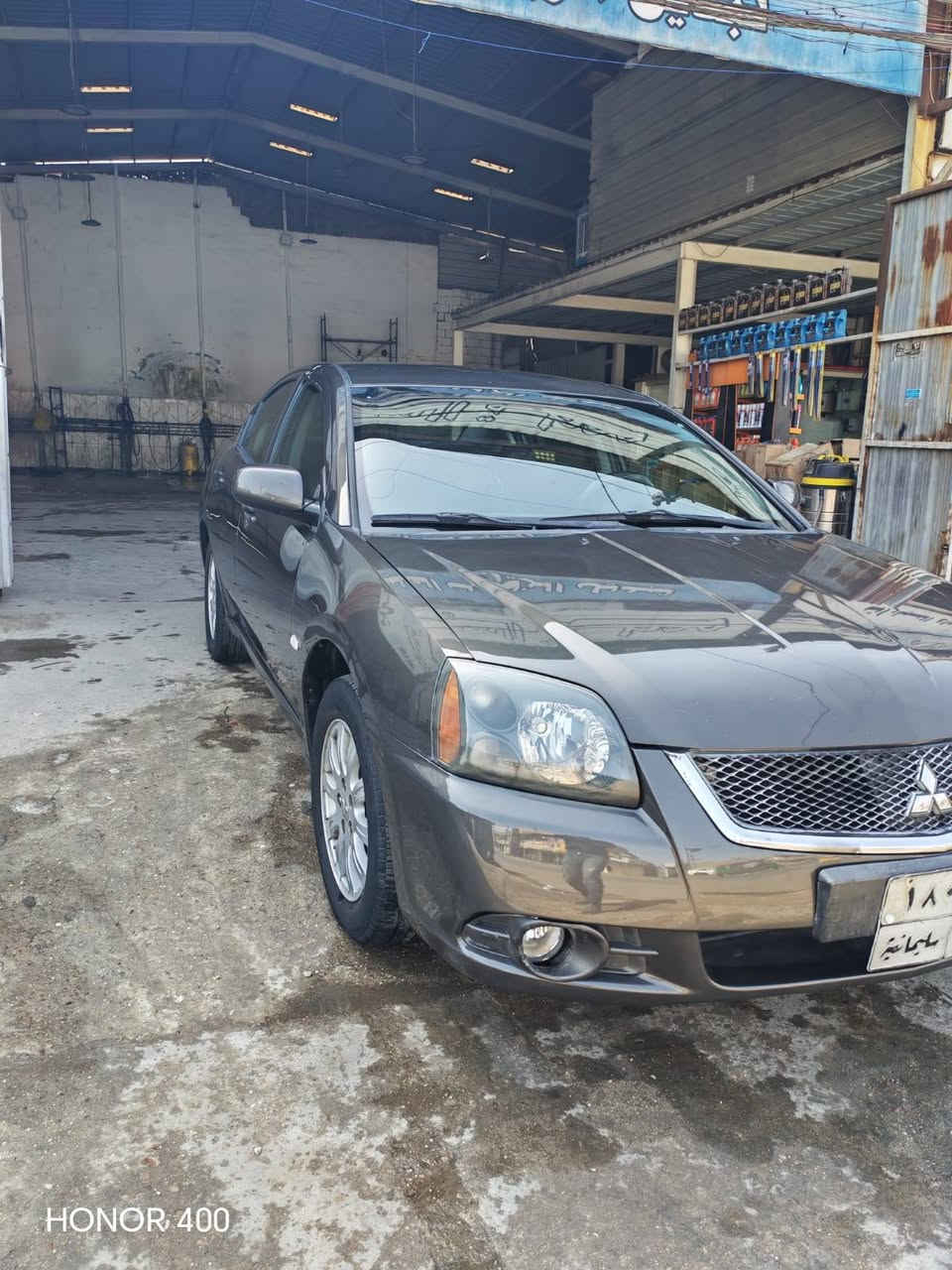 السلام عليكم گلنت موديل ٢٠١١ بأسمي رقمها سليمانية گير محرك خير من الله السيارة تبريد ثلج السعر ١٠٠ورقه وبيه مجال مكان السياره بغداد الرقم***********
