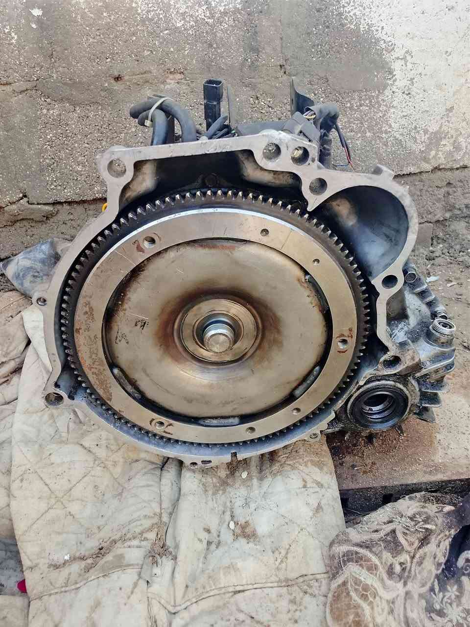 سلام عليكم.. يوجد گير سوناتا 2 اوتوماتيك حساس واحد.. يرهم للسوناتا 2 من موديل 1993+1994+1995+1996
حاويه مع وصل ضمان السعر .. 250 مع المجال البسيط العنوان .. كربلاء. رقم الهاتف/ *********** ابو غسان
