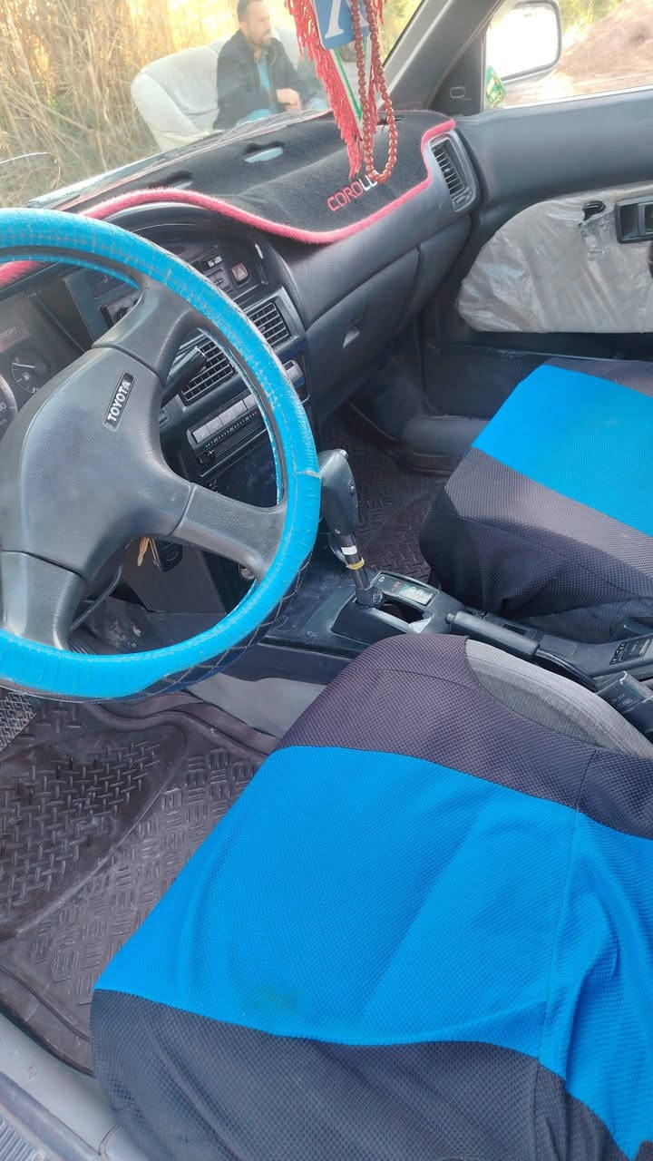 سلام عليكم. سياره كورلا للبيع موديل 1990
سياره مكفوله كفاله عامه كير و محرك واكسن وكهربائيات شغاله ماعدا مصبوغه حزام جماليه 

سعر 53 ورقه بيها مجال بسط للشراي ***********
