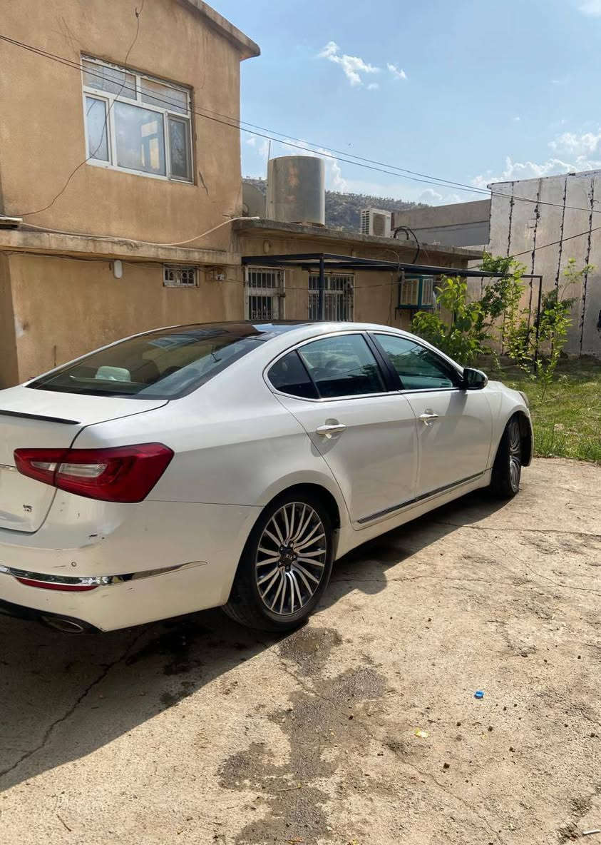 اقساط اقساط اقساط؟
سيارةكادنزا2013واردخلجي فول موصفات رقم اربيل
بيها نقص بوروتبريد مقدمة 50ورقة والباقي اقساط شهري 
***********
