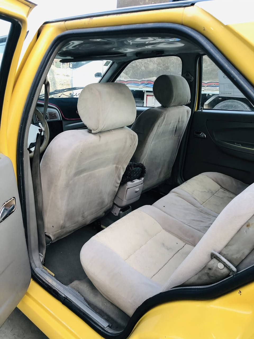 سلام عليكم
شيري موديل ٢٠٠٩ مكينة يارس وكير كفاله وصدر جديد 

كهربائيات كامل 

سيارة نضيفه 
مكاني خانقين 
شراي خابر
***********
