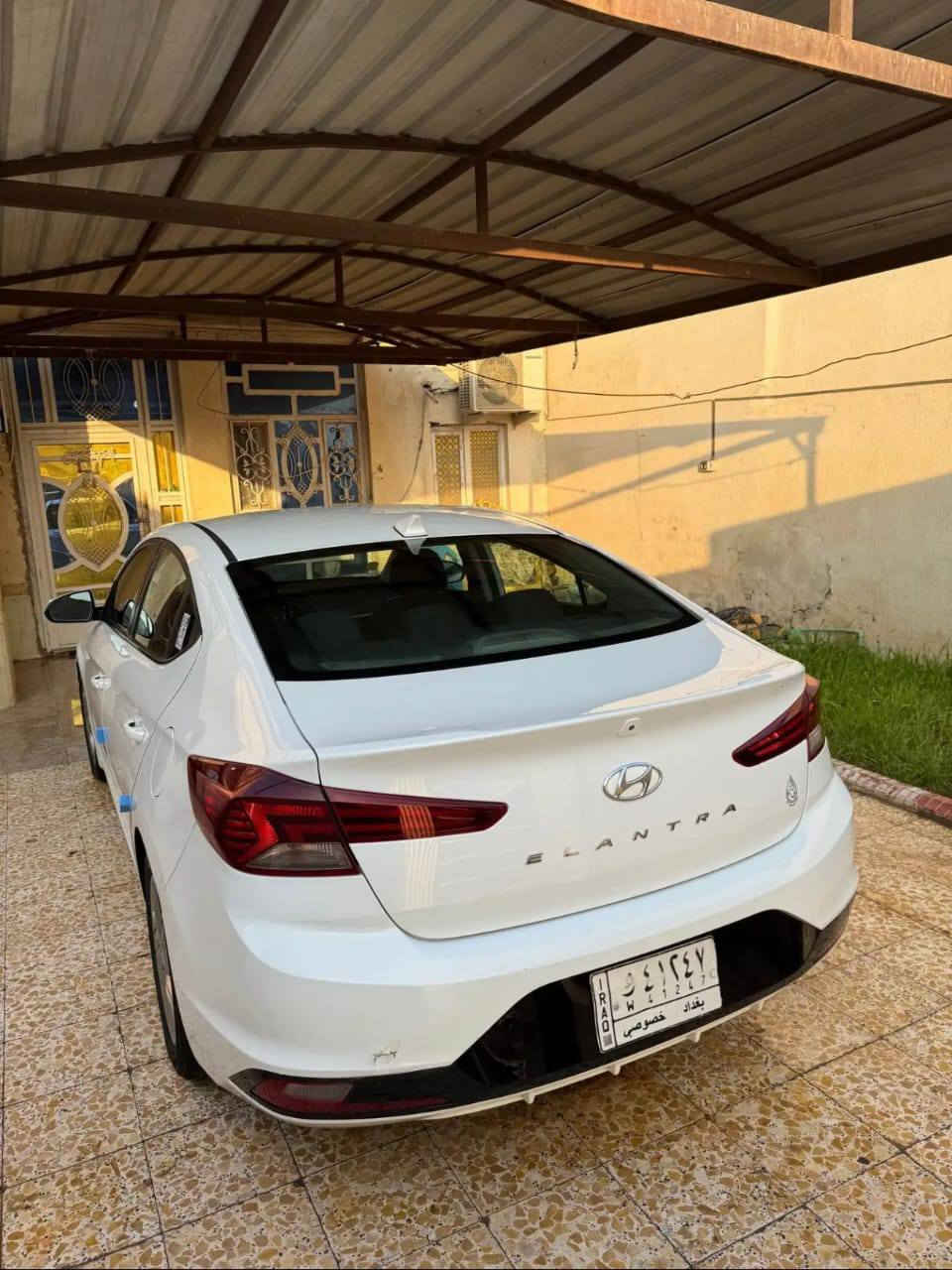 النترا 2019 وارد امریکی حادثه بس بنید بدون دواخل رقم بغداد معوقین تخلص بعد 20يوم  مکینه 2000 دوش کیر atm نص فول کامرا
ورادار لد امامی زنون حداديه جديده ماشيه 150mi جاهزه السيارةة
مابیه ای نقص.
عدنا وكاله عامة مطلقه 
مكان السياره ناصريه مركز 
السعر 135 وبيها مجال للشراي 
 *********** اتصال وواتساب موجود
