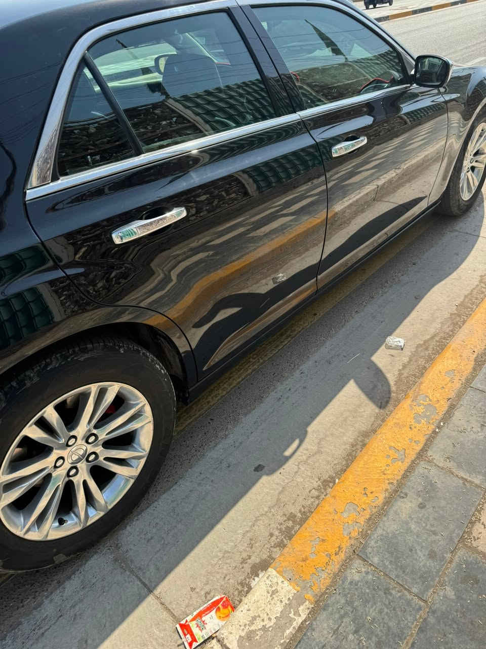 اوباما موديل 16 بغداد c

لون اسود بانوراما بردة خلفية وبيه بعد مواصفات

ماشية 197 ألف كيلو 

بيه شي بسيط صبغ بالچاملغ الأمامي وبيه باردات 

صور الحادث موضحة ومع سونار 

السيارة باسمي مكاني بغداد 

السعر 213 وبيه مجال انشاء الله ***********
