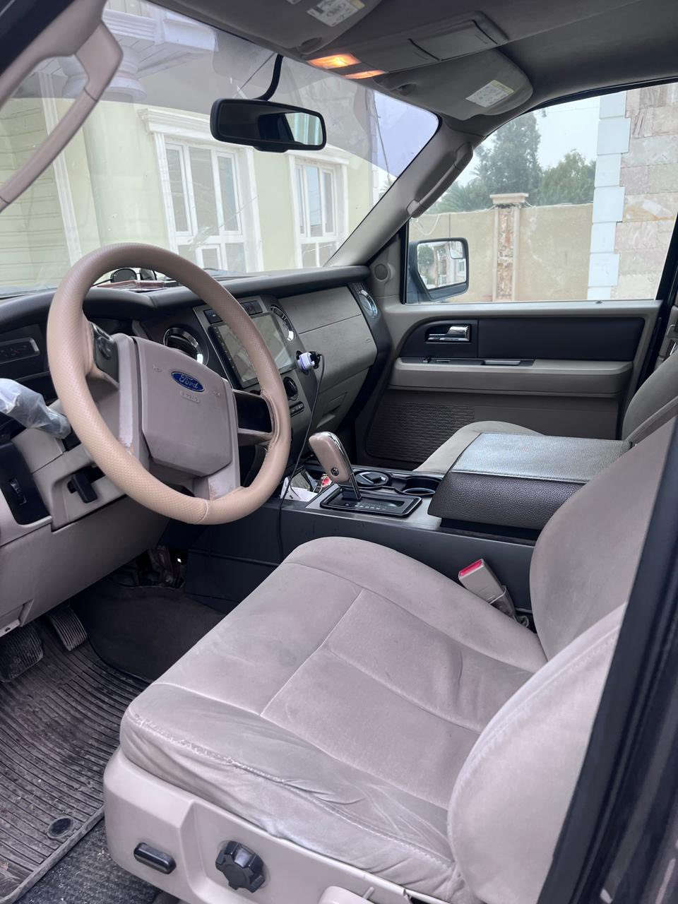 فورد اكسبديشن 2014
بيع او مراوس 
رقم اربيل الدولي الجديد تحويل مباشر 
بيهة منضومة غاز ايطالية 
مكينة 8 سلندر 5400 
مكينة وكير كفالة 
قطعتين صبغ بدون دواخل شرط
صدر جديد 
سعرها 135$ 
مكانها بعقوبة 
***********
