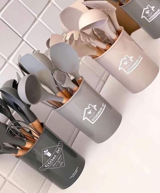 سيت سلكون اصلي
بس يمنا بهيج سعر
  
       #السعر_7000فقط
   
يبلاش🏃🏼‍♀️🏃🏻‍♂️🏃🏻‍♂️يبلاش

#تتوفر_خدمة_توصيل🚙🚕


**إذا كنت صاحب هذا الإعلان وتريد حذفه لأي سبب، رجاءا أرسل رسالة إلى الدعم الفني**