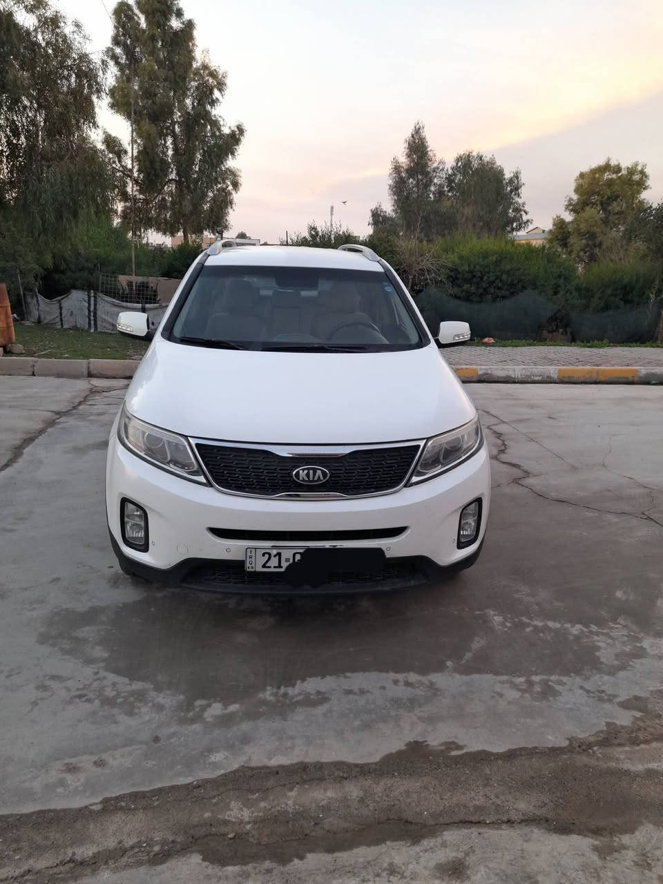 سورنتو موديل ٢٠١٤  محرك ٦  رقم سليمانيه مكفوله من الضربه والصبغ والتعديل والبارد سنويه الى ٢٠٢٩ مكان السياره كركوك رقم الموبايل ***********
