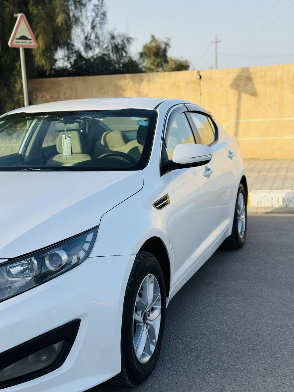 للبيع اوبتيما 2011خليجي رقم بغداد دولي تحويل مباشر هزة جديدة سنوية لل28سيارة جاهزة للاخير مكينة 2400دوش سيارة فقط بيها رشات صبغ بدون ضربة مكفولة من الضربة القوية لغود شواصي برانيكت كله كفالة شرط مكينة كير حدادية تخم تاير جديد تبريد تدفئة جاهزة للاخير مال جناي الف متصرف عليها شرط احلى من الصور عليها ادامة جديدة من حدادية منضومة بانزين العنوان واسط السعر 115وبيها مجال للاستفسار***********
