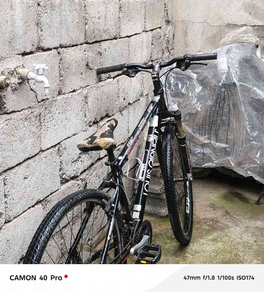 اسلام عليكم عندي بايسكل ابو الدبلت جبلي لونو اسود شرط كجلخ ما ابي جديد ما بلا دبل مكينا 8 كير خلفي امامي 3ير عنوني حي الكرمه خلف ثاني مشتل لل استفسار. علا الصفحا او  الرقم *********** السعر 160وبي مجال
