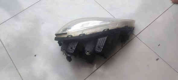 لايت اوبتره جهة السايق كامل نضيف 

( سعره قيم واخذ ) مكاني ناصريه سوق الشيوخ 

*********** اتصال او واساب
