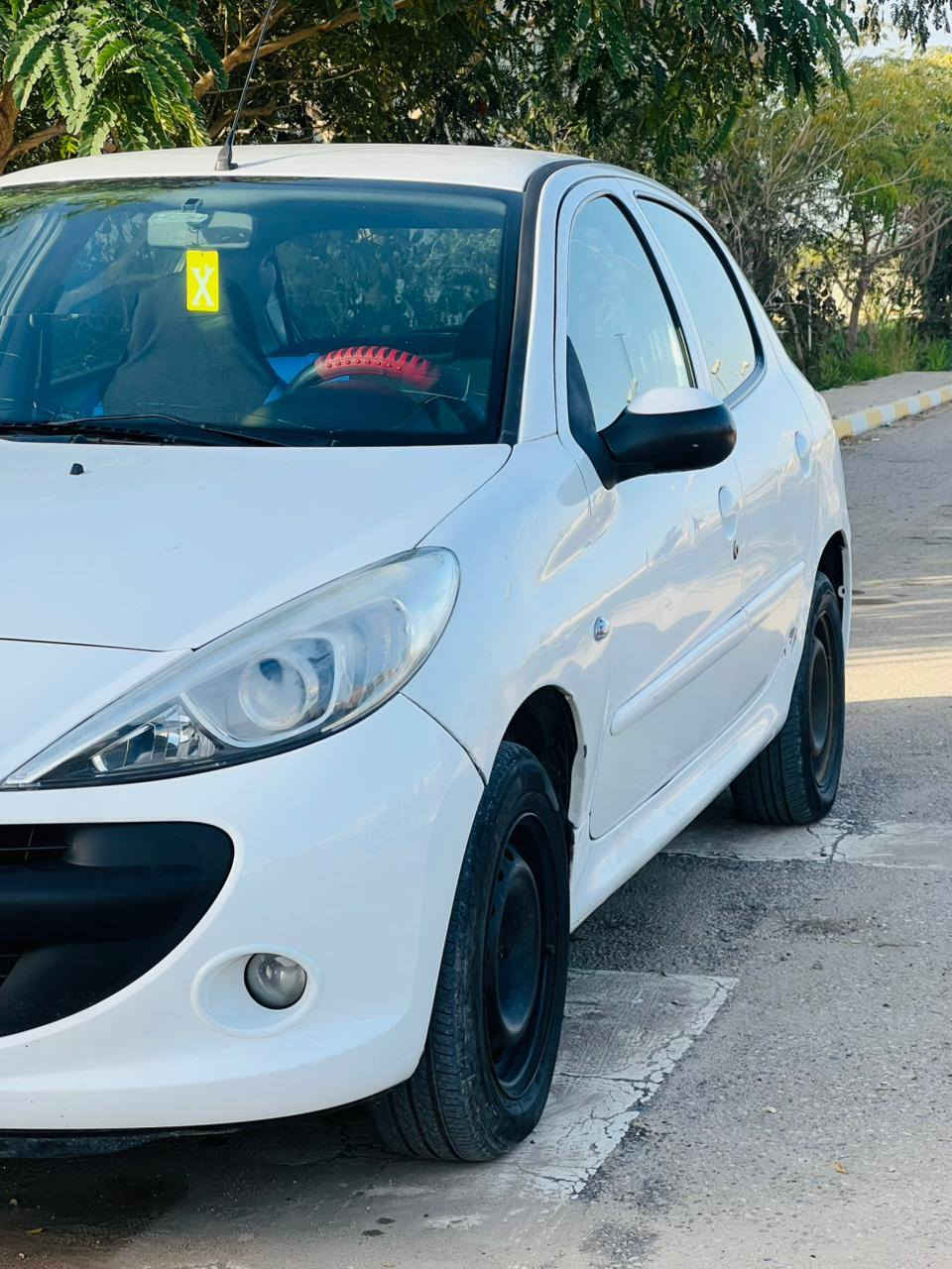 السلام عليكم  بيجو 206 بلاص  موديل 11 السياره جديده.تبريد. ثلج ❄   مكفوله  السعر 50 وبيه مجال ***********
