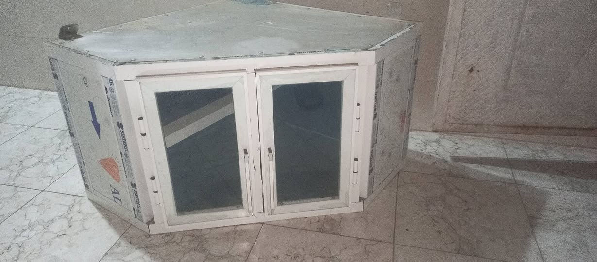 متاح كاونتر نضيف الصطح مرمر كامل هوه ولزاويه وياء العرض مترين وربع المكان كربلاء خلف سعر 250 وبيه مجال


**إذا كنت صاحب هذا الإعلان وتريد حذفه لأي سبب، رجاءا أرسل رسالة إلى الدعم الفني**