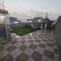 يعلن عقارات الرحمن ومقاولات العامه وترميم البيوت بيوت للبيع هاذا البيت...