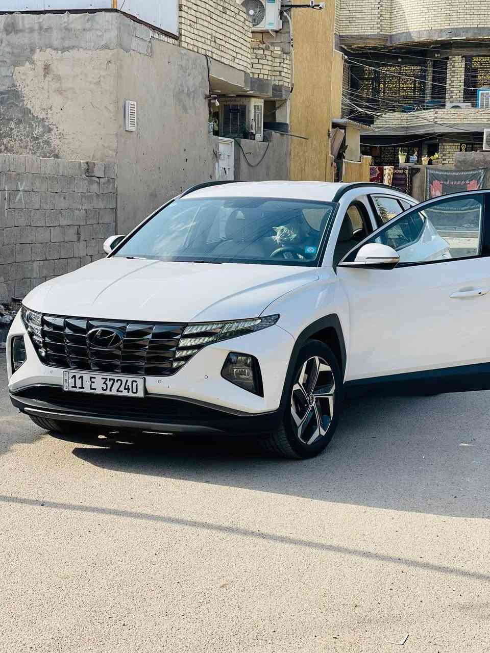 توسان خليجي 2024 فول مواصفات عدا البانوراما
السلام عليكم ..
🌟🌟🌟 
توسان خليجي 24 فول عدا البانوراما ... ويل 19 ... جنطة كهربائية ... مكفولة كفالة عامة ... السيارة نظيفة جدا ... ماشية 40 ألف كم ... رقم بغداد جديد باسمي تحويل مباشر .
🌟🌟🌟
السعر 226 بي مجال بسيط 
🌟🌟🌟
للاتصال ☎️ ***********
