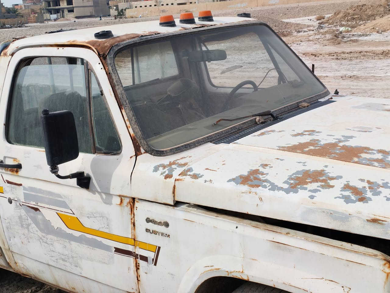 شوفرليت للبيع
رقم مثنى
كير اوتاماتيك ومحرك دولفين
سعر مناسب للاستفسار الاتصال ***********
