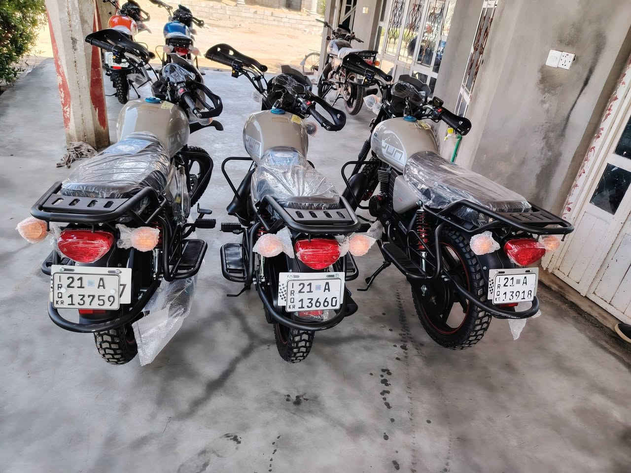 دايوانات للبيع موديل 2026 مرقم رقم سليمانيه تحويل ثاني يوم مكاني ديالى الخالص ومتوفر توصيل والسعار تفليش سعر القطعة 2550 شراي يتصل هــ ***********
