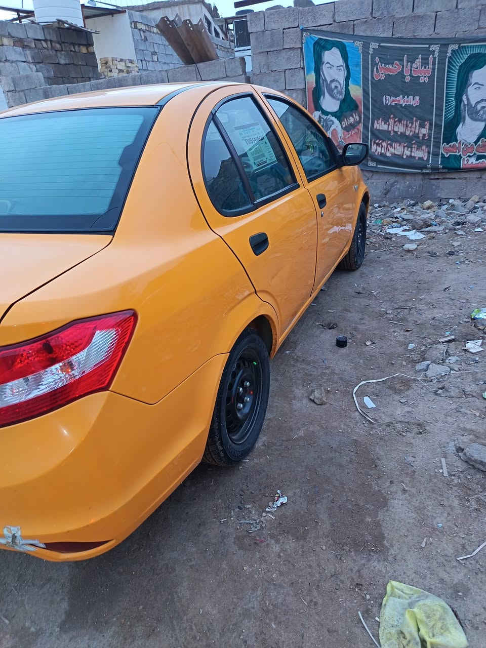 سلام عليكم ساينا للبيع موديل 2018 رقمه ميسان سنويه نافذه سياره بيه فطر بلبراكيتات شويه محرك وكير مكفولة  سعر 45 وبيه مجال ***********
