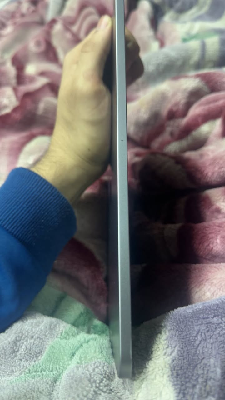 السلام عليكم ايباد برو m2 للبيع الجهاز نضيف حيل خدش مابي ومامتعوب مع كامل ملحقات شاحنة الاصلية وكارتونة اصدار 2023/11/30 ذاكرة 128 فقط اطار الشاشة مثل ماموضح بل صورة للاستفسار المراسلة خاص او الاتصال:***********
العنوان تكريت القادسية
