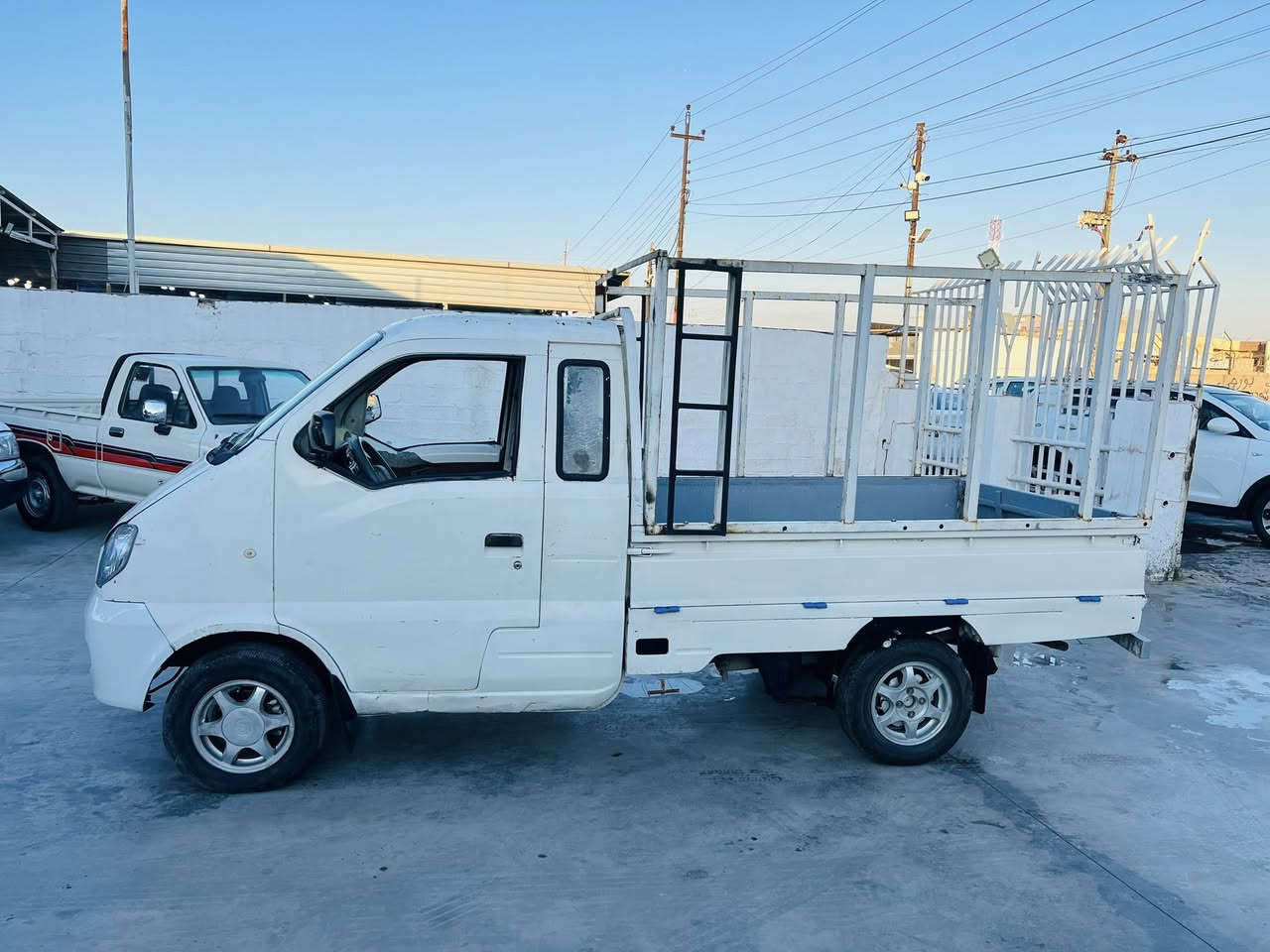 السلام عليكم هيفات عدد 3 للبيع
الشراي يتصل ***********
مكاني كركوك حي الخضراء
