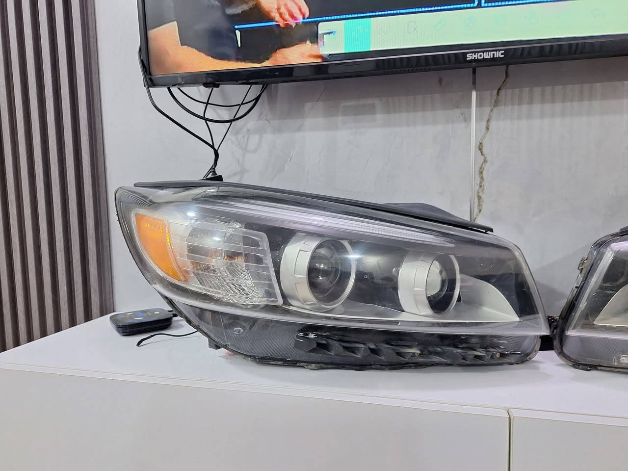 لايتات سورنتوا ١٩ أمريكي للبيع
السعر ٢٥٠ اي استفسار علخاص او الاتصال بالرقم وات ساب متوفر ***********
