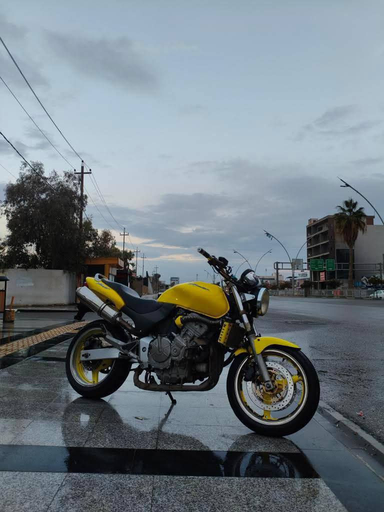 هوندا هورنيت 600 
موديل 2005
جاهزة كاملة اي عيب مابي محرك كبس 
كير ومحرك شرط 
19$
***********
