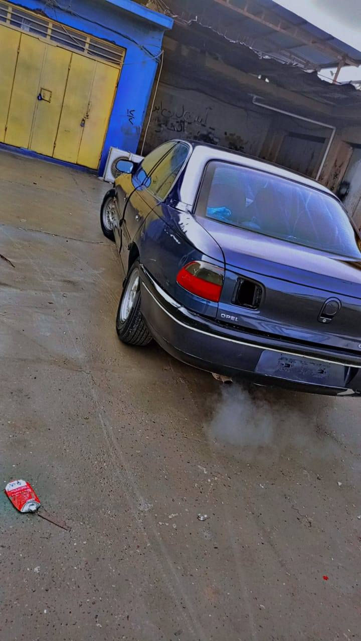 مكلف بل نشر!/السلام عليكم للبيع سياره اوبل بزون موديل1994 رقم نينوى تحويل مباشر مصفره هيئه وغرامه  سياره محرك ونجي بي خيط بخار ماينقص كير نضيف اوتو صدرها الامامي جديد الخلفي نص عمر تواير نص عمر كهربائيات شغاله مكاان السياره صلاح الدين مكيشيفه رقم الهاتف/***********
