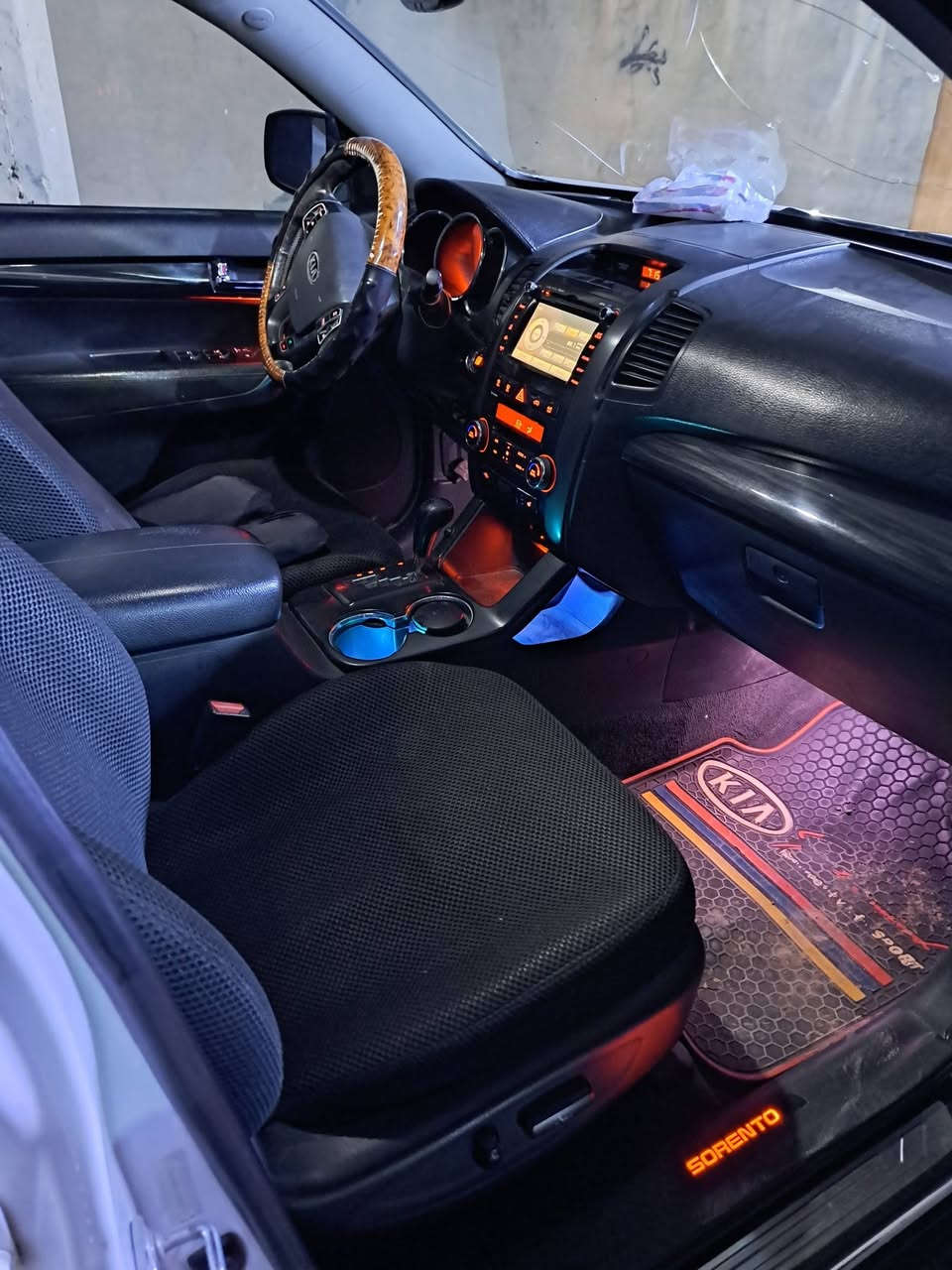 السلام عليكم
سورنتو وارد امريكي sx فوووول مواصفات موديل ٢٠١٣ محرك ٦ سلندر رقم بغداد بيها ٤ قطع مكينة مفتوحة السعر ١٣٥ وبيها مجال


**إذا كنت صاحب هذا الإعلان وتريد حذفه لأي سبب، رجاءا أرسل رسالة إلى الدعم الفني**