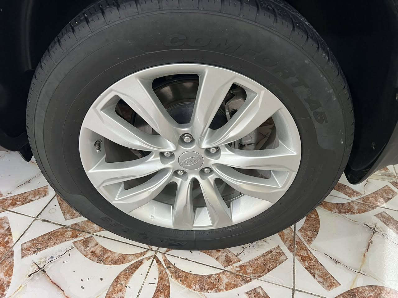 الصلاة على محمد اولاً
للبيع 

سورنتوو 2010 فول مواصفات للعين افول شي بالسورنتوو 

رقم بغداد الدولي الجديد بسمي تحويل ثاني يوم 

١-بنوراما 

٢- أشاير مري 

٣- مري شفط 

٤- كشتات كهربائي 

٥-بك لايت led

٦-كشنات جلد 

٧-ويل ١٨

٨-لايت زنون منظومه كامله الاصليه 

٩- كير اوتو وعادي 

Abs-١٠

١١-مكينه 3500    6سلندر 

١٢-كير 6 نمر 

١٣- السياره حاليا سويج ابيع بصمه وياهه 

١٤-تخم تايرات الكوري الأصلي 

١٥- حداديه بالنايلون 

ملاحظة بيه صبغ حزام اثر صوفر بدون معجون بدون ضربه بدون دواخل 

مكاني بابل قضاء جبله الاستفسار ***********

السعر 135 وبيه مجال للشراي 

وما اعتقد اكو بهيج نظافه بهاذا السعرر

ولاتقارنه بالمهجومات وتعبانات 

سياره نايلون بمعنى الكلمه جديده 

والشراي يدلل خاص موجود واتساب موجود
